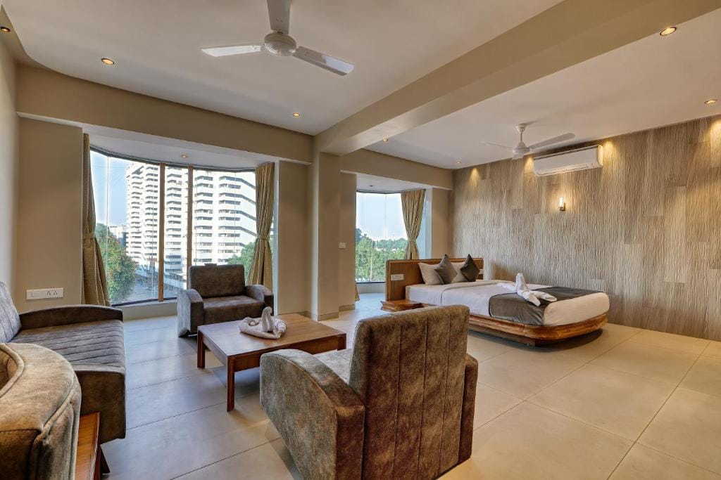 Artilla Inn — 2