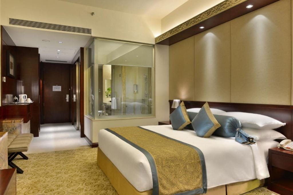 Crowne Plaza Ahmedabad City Centre by IHG — 4