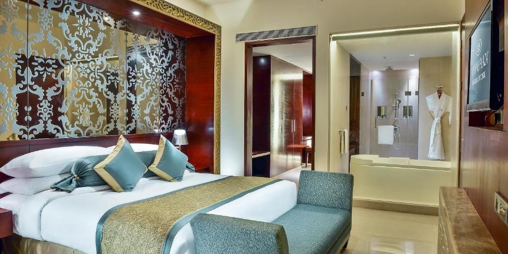 Crowne Plaza Ahmedabad City Centre by IHG — 5