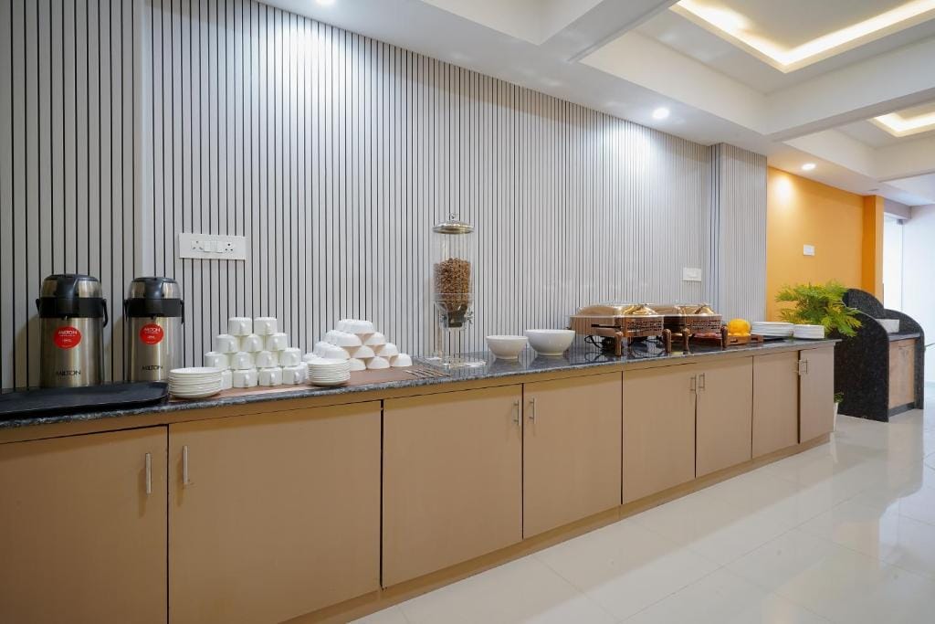 Hotel Elite inn - Mirzapur — 4