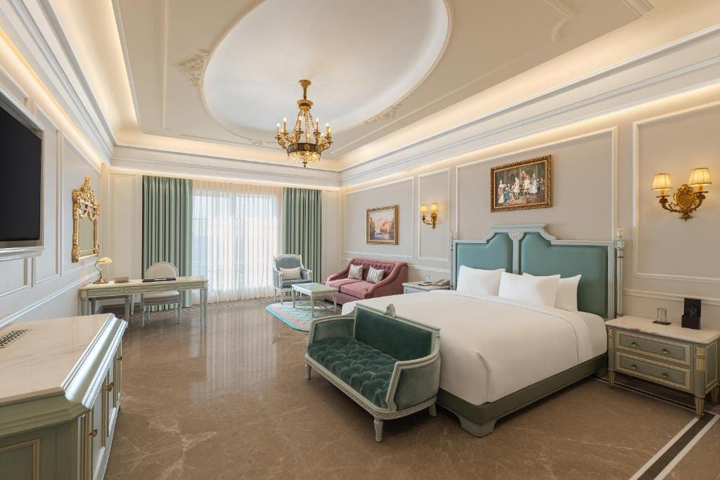 Hotel Hillock Ahmedabad — 2