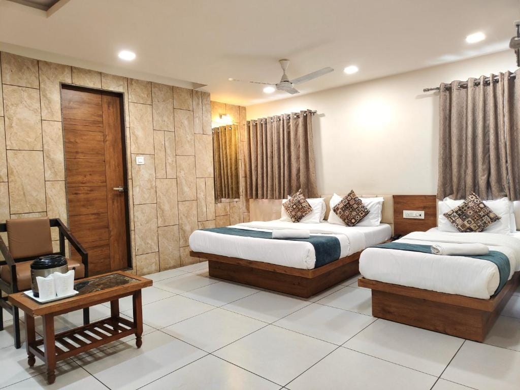 Hotel Kinara — 2