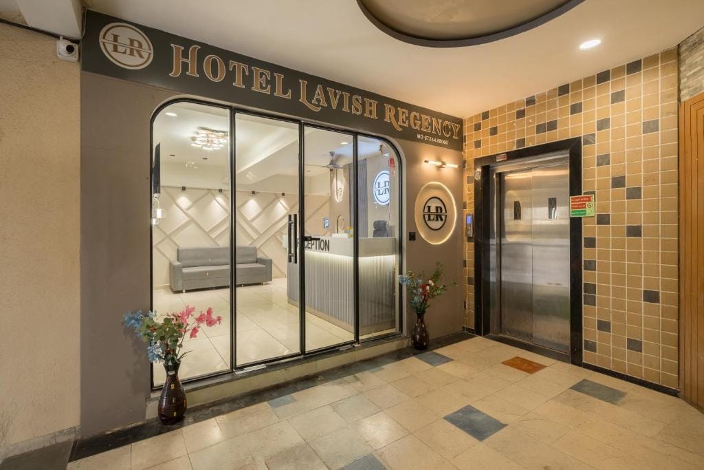 Hotel Lavish Regency
