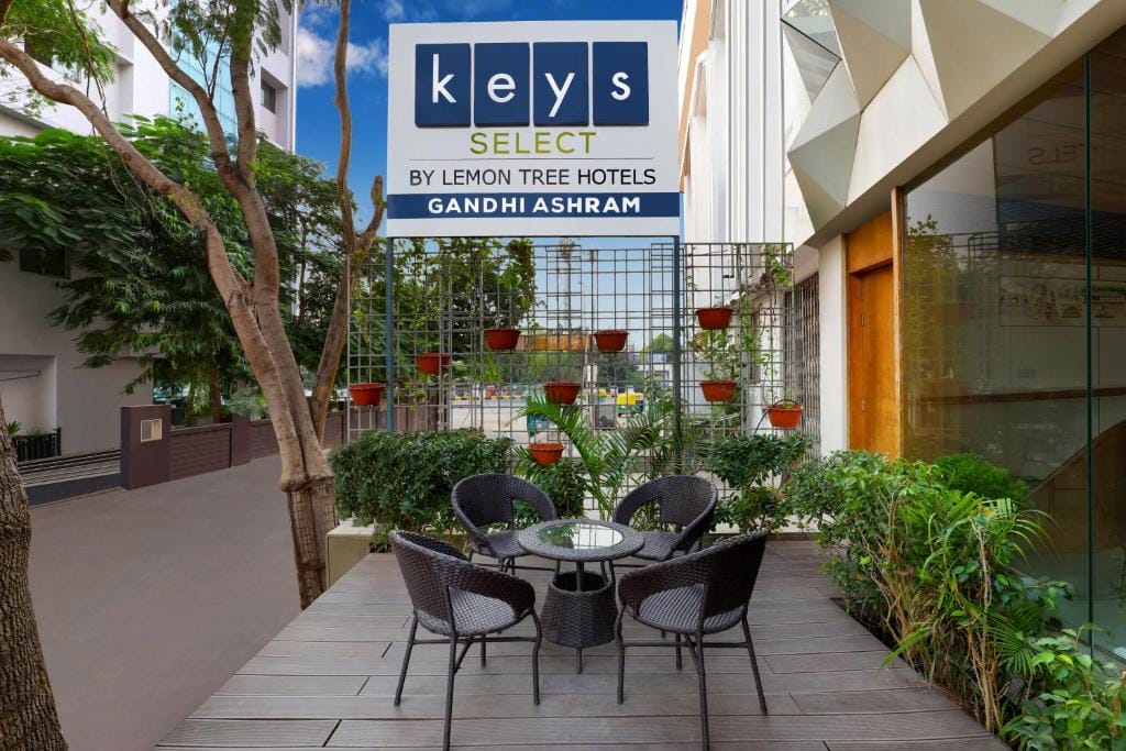 Keys Select by Lemon Tree Hotels, Gandhi Ashram, Ahmedabad — 5