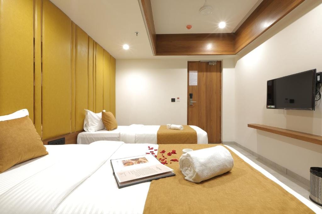 Plenteous Inn — 4