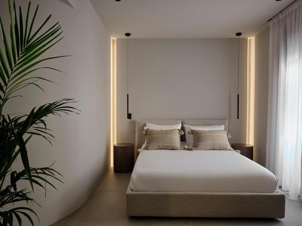 Bond Smart Living Suites — 2