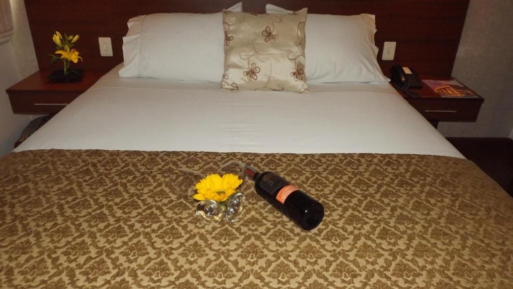 Hotel Retiro 84 — 2