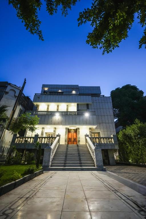 The H Zamalek Suites — 5