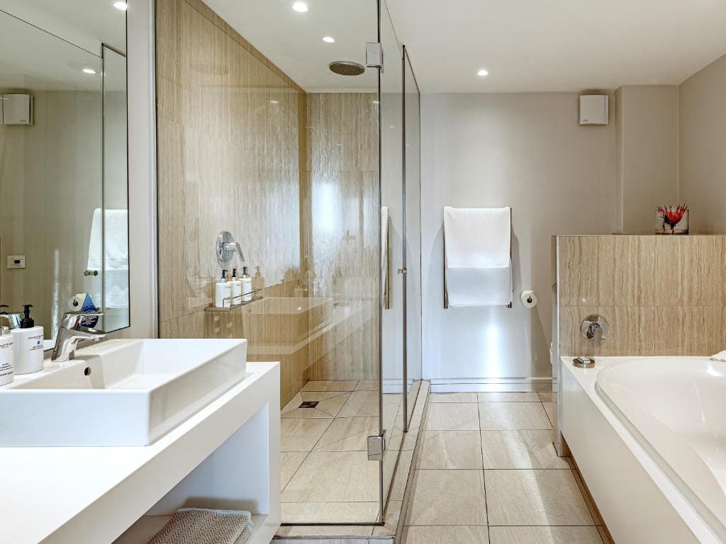 South Beach Camps Bay Boutique Hotel — 3