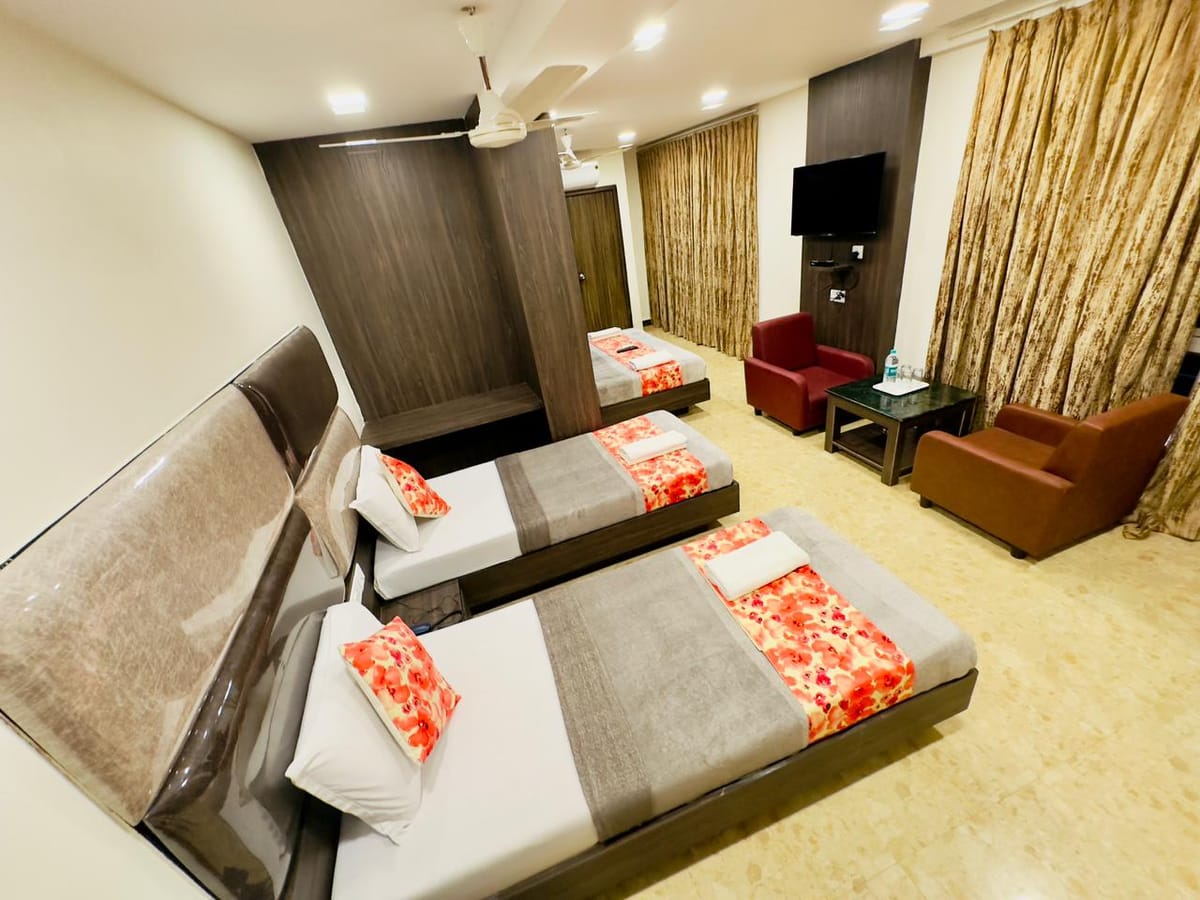 Sheraton Grande Hotel — 4
