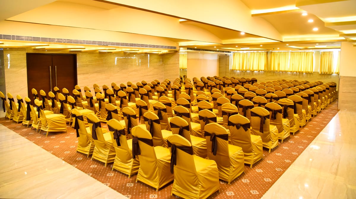 ST Parklane Airport Hotel Chennai — 5