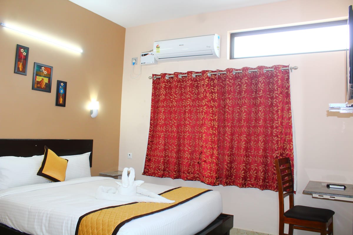 THE CHENNAI INN — 4