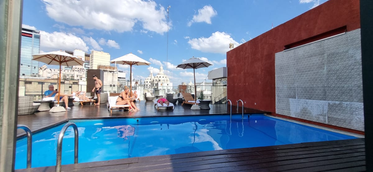 725 Continental Hotel