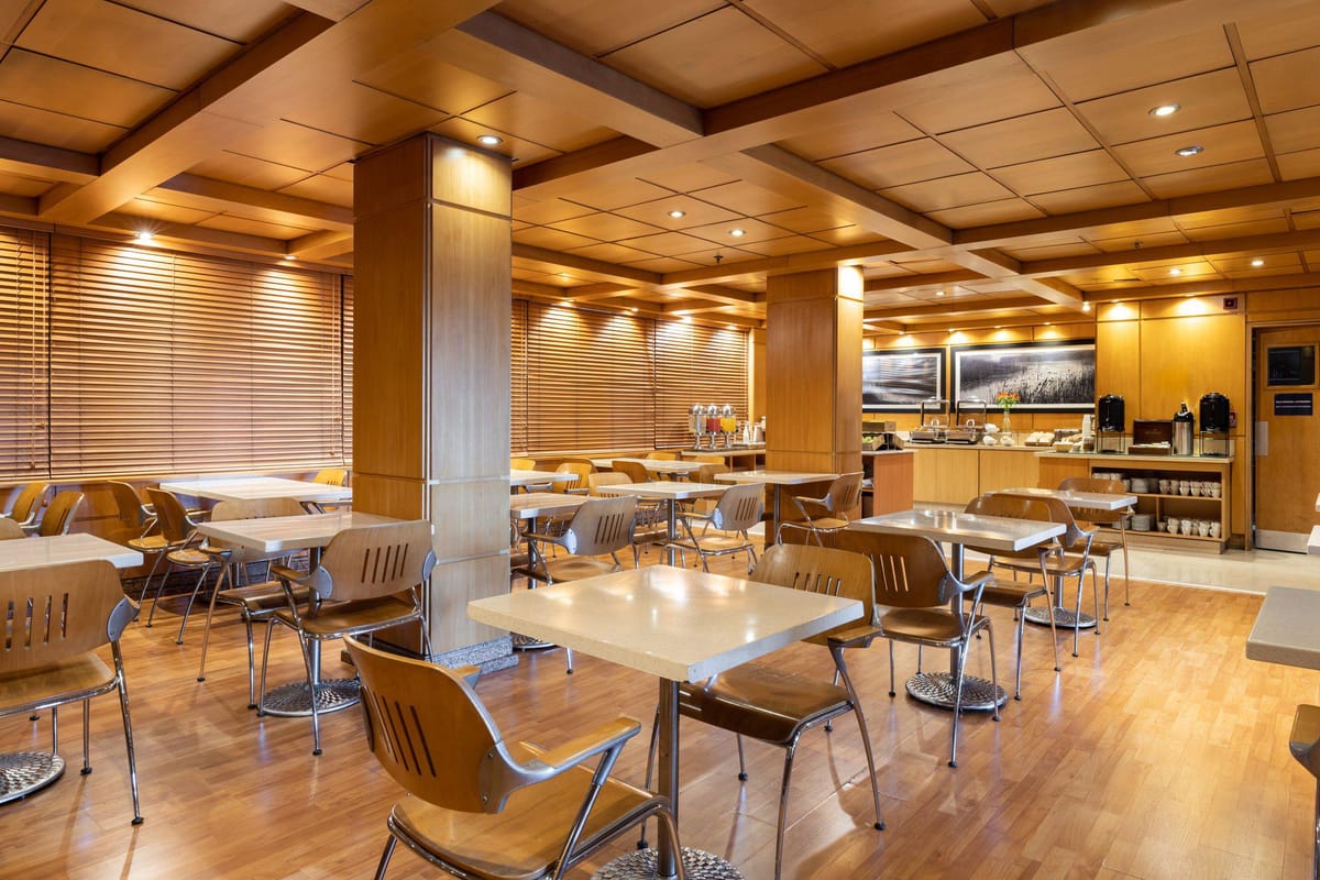 Holiday Inn Express Puerto Madero by IHG — 2