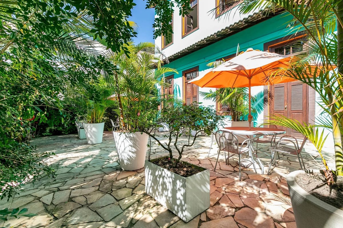 casaJOMO - Hotel & Retreats in Rio — 2