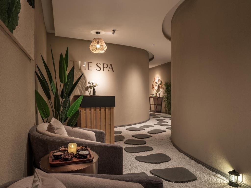 Classyc Hotel Hang Thung — 5