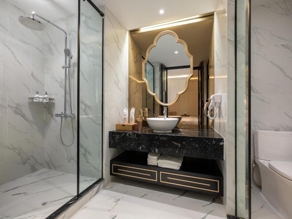 Minerva Premium Hotel — 3