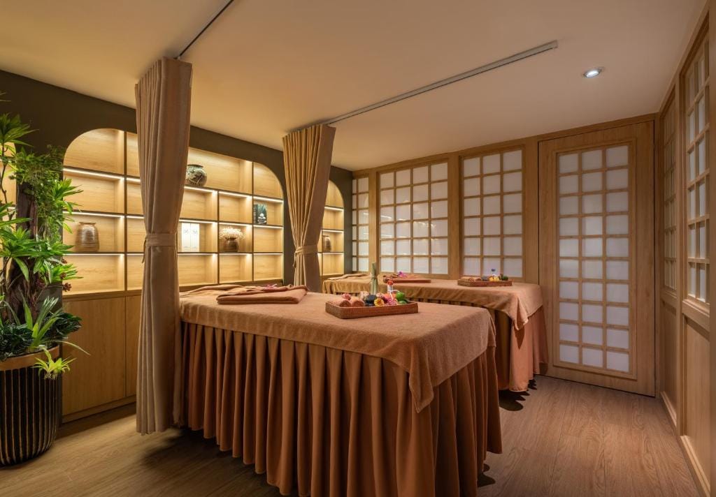 Splendid Secret Hotel — 4