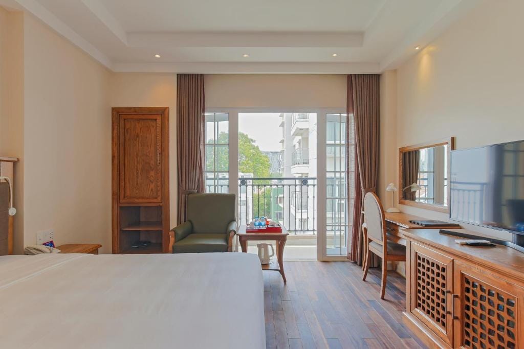 Hoang Lan Hotel — 4