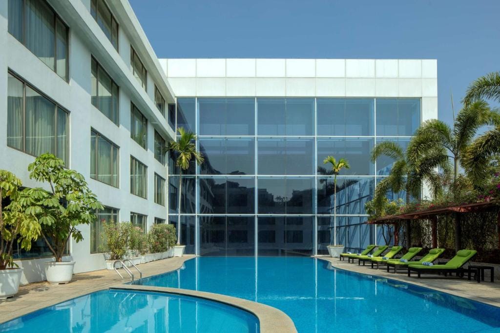 Radisson Blu Plaza Hotel Hyderabad Banjara Hills — 4