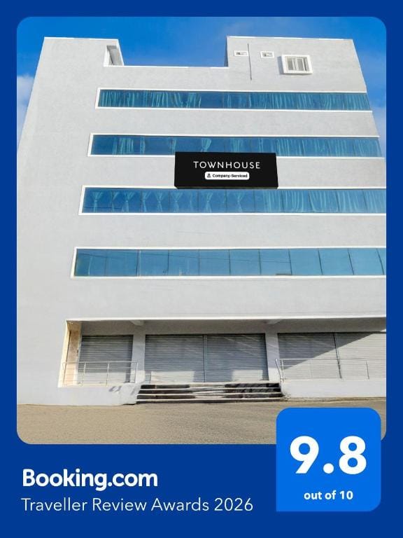 Super Townhouse Kukatpally North Formerly Munagala Arcade