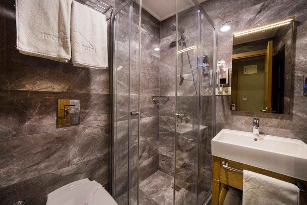 Meretto Hotel LALELİ — 3