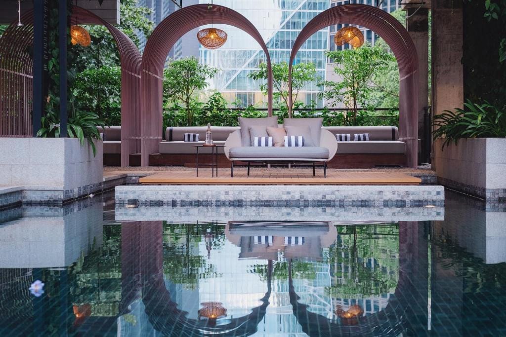 KLoe Hotel — 4