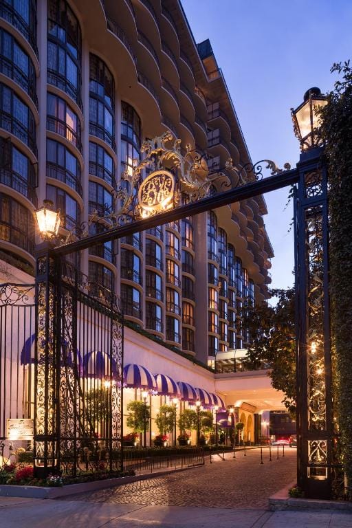 Beverly Wilshire, Beverly Hills, A Four Seasons Hotel — 5