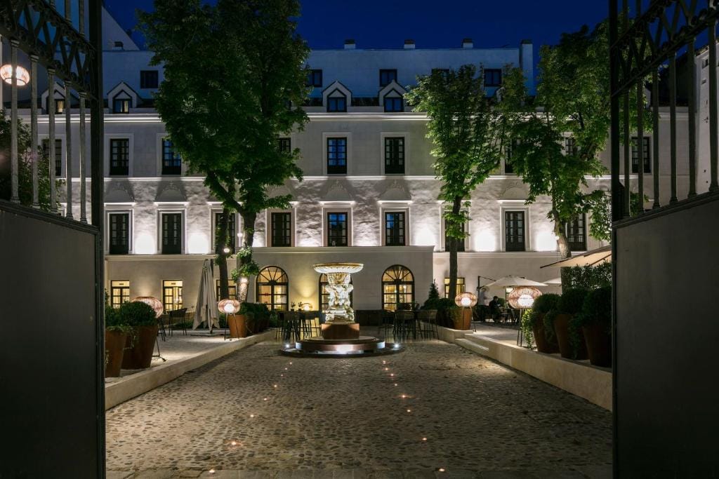 Palacio de los Duques, a Gran Meliá Hotel - The Leading Hotels of the World — 4