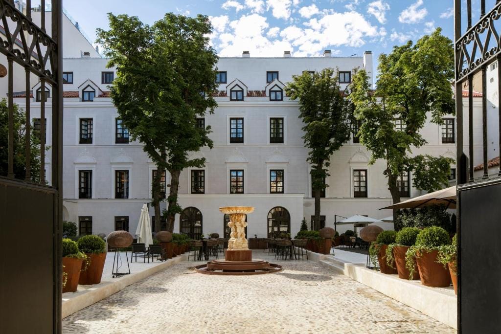 Palacio de los Duques, a Gran Meliá Hotel - The Leading Hotels of the World — 5