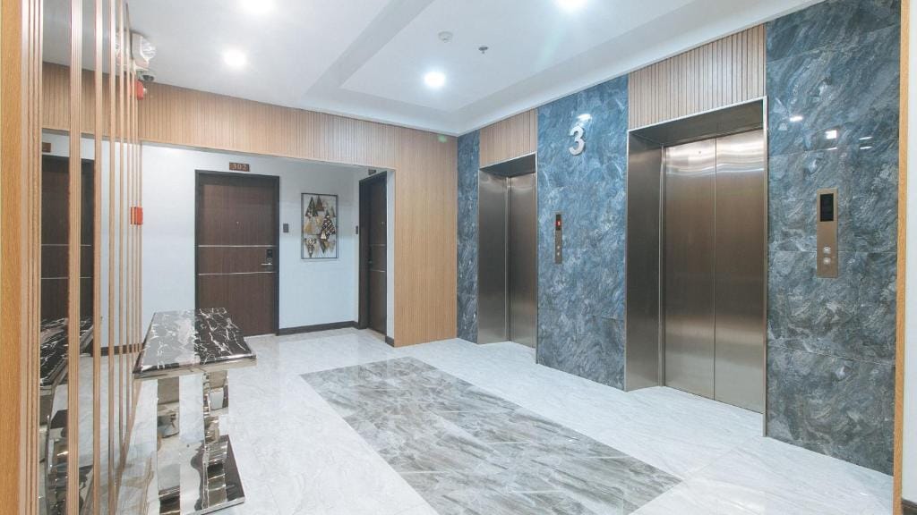 RedDoorz Plus @ Bez Tower and Residences San Juan — 4