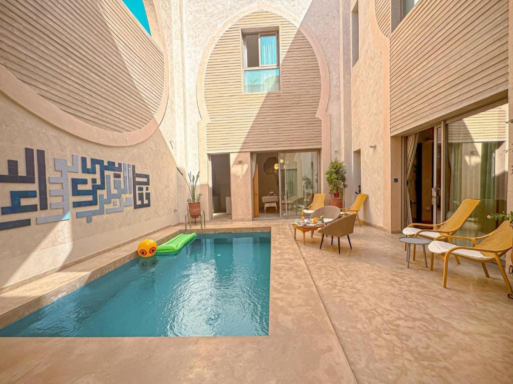 Riad Timija — 3