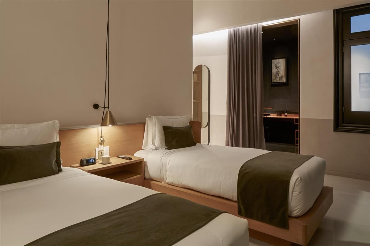 Umbral, Curio Collection by Hilton — 4