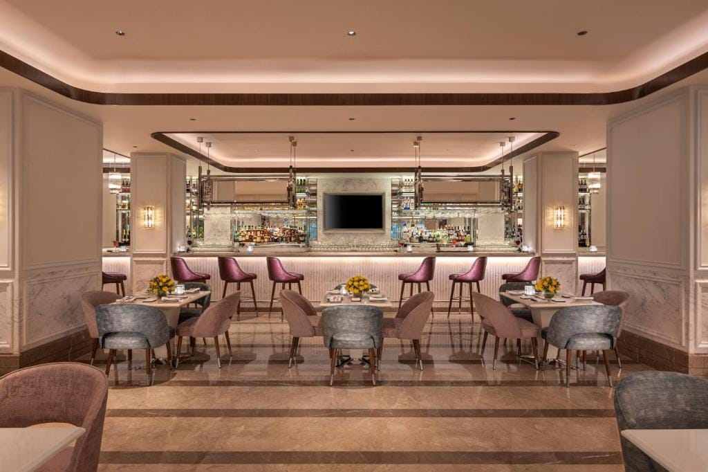 Aurika, Mumbai International Airport - Luxury by Lemon Tree Hotels — 4