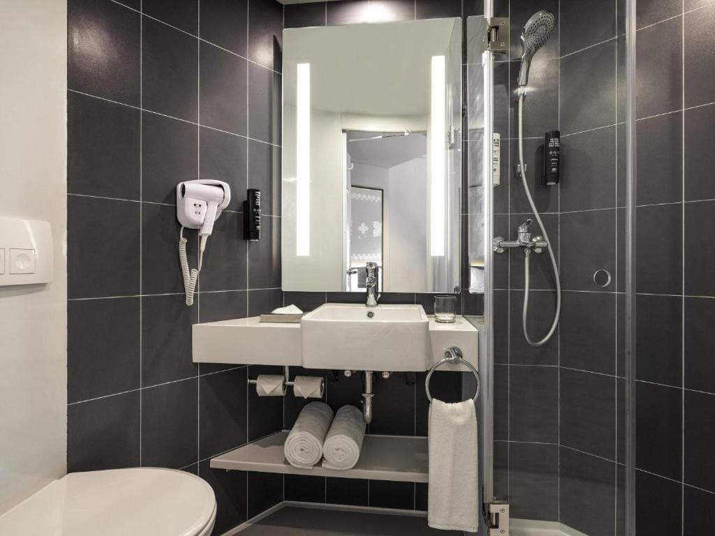 ibis Mumbai Vikhroli - An Accor Brand — 5