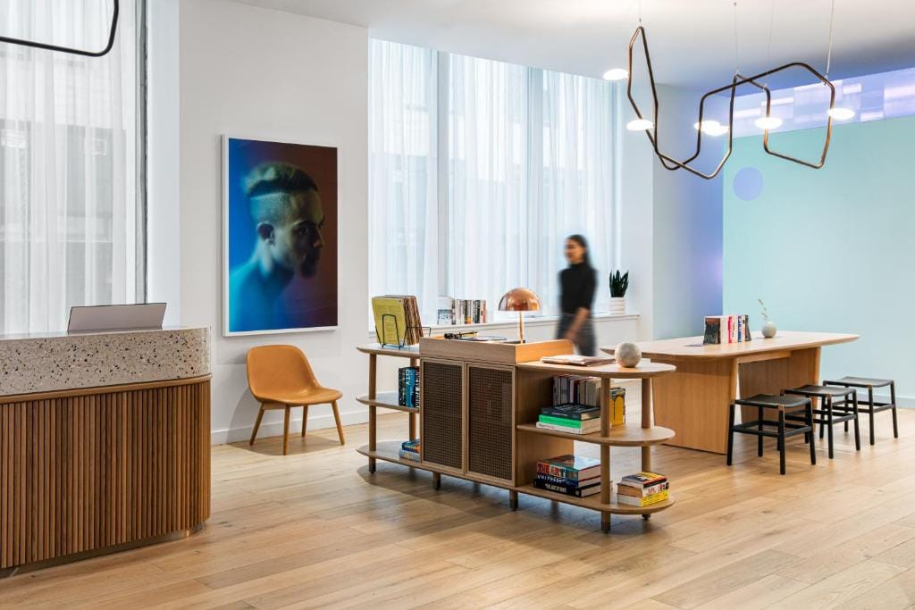 Mint House 70 Pine by Kasa