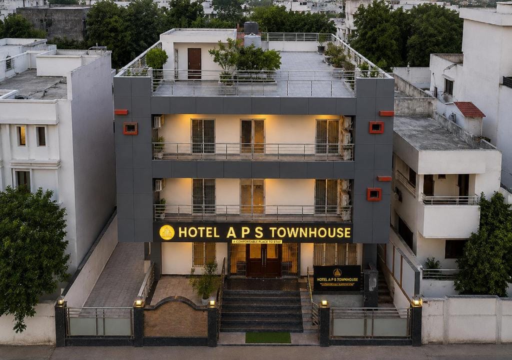 Hotel A P S Townhouse
