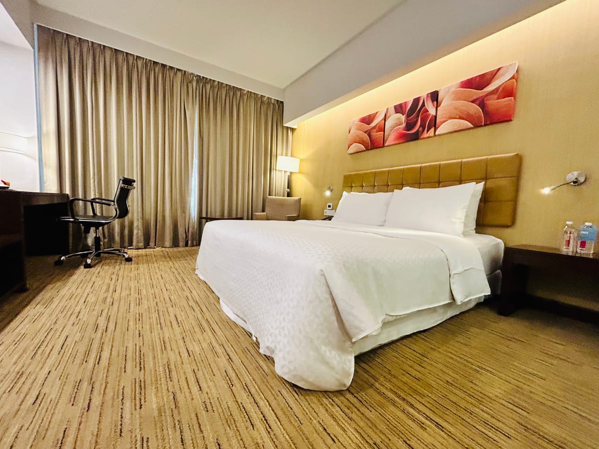 Four Points by Sheraton Hotel & Serviced Apartments, Pune — 3