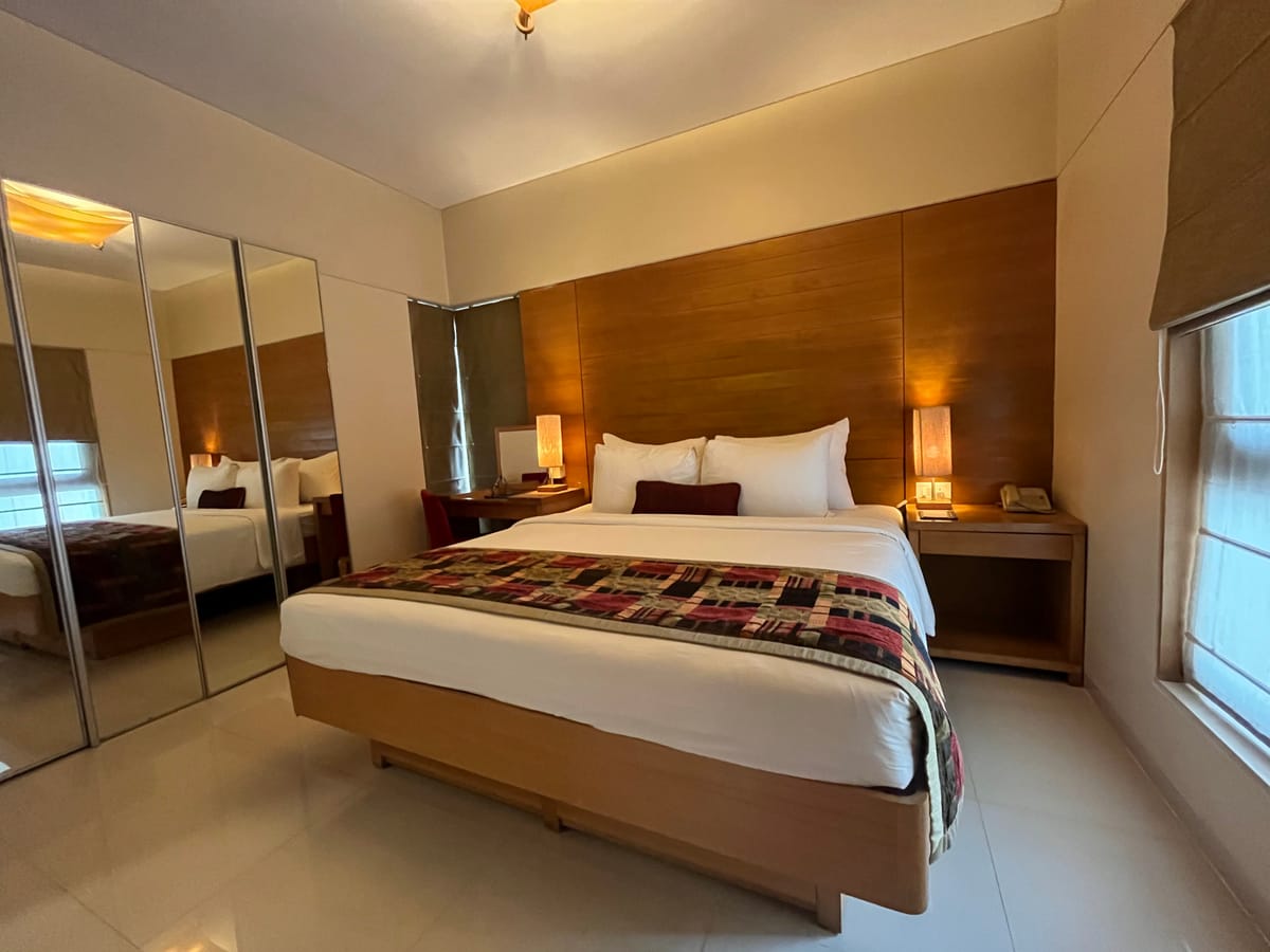 Oakwood Residence Naylor Road Pune — 3