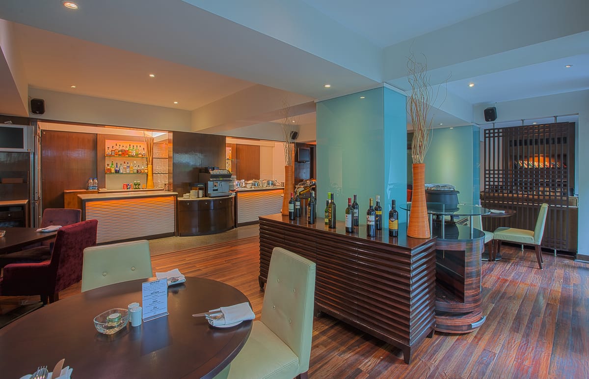 Oakwood Residence Naylor Road Pune — 4