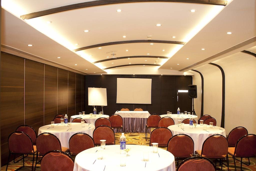 The Central Park Hotel, Pune — 5