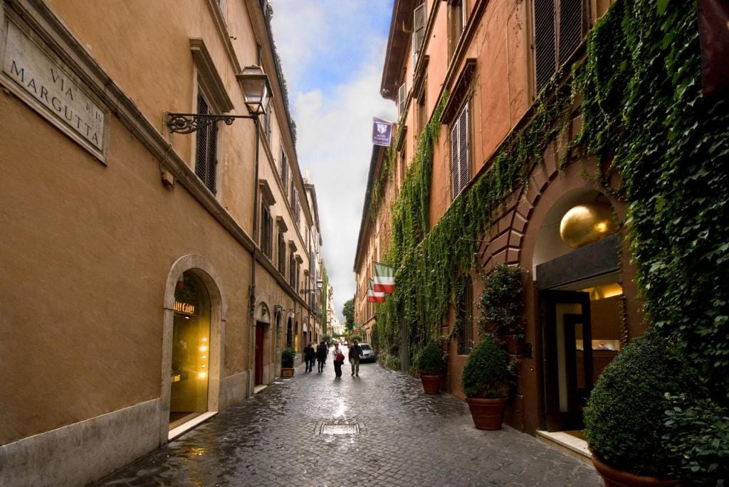 Hotel Manfredi Suite In Rome — 4