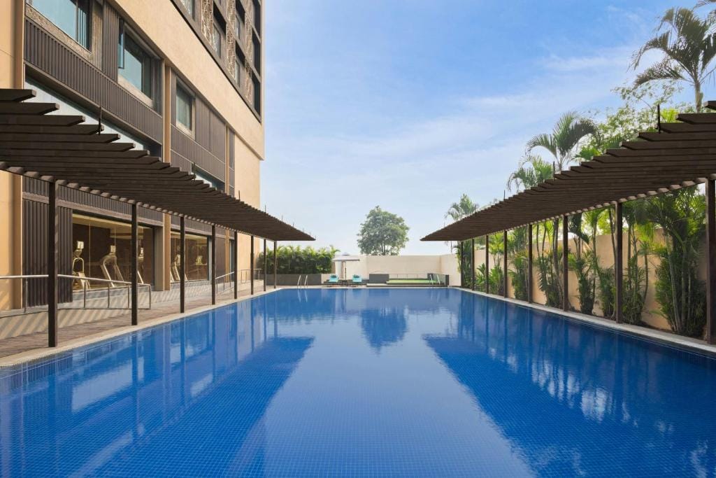 Le Meridien, Surat — 4
