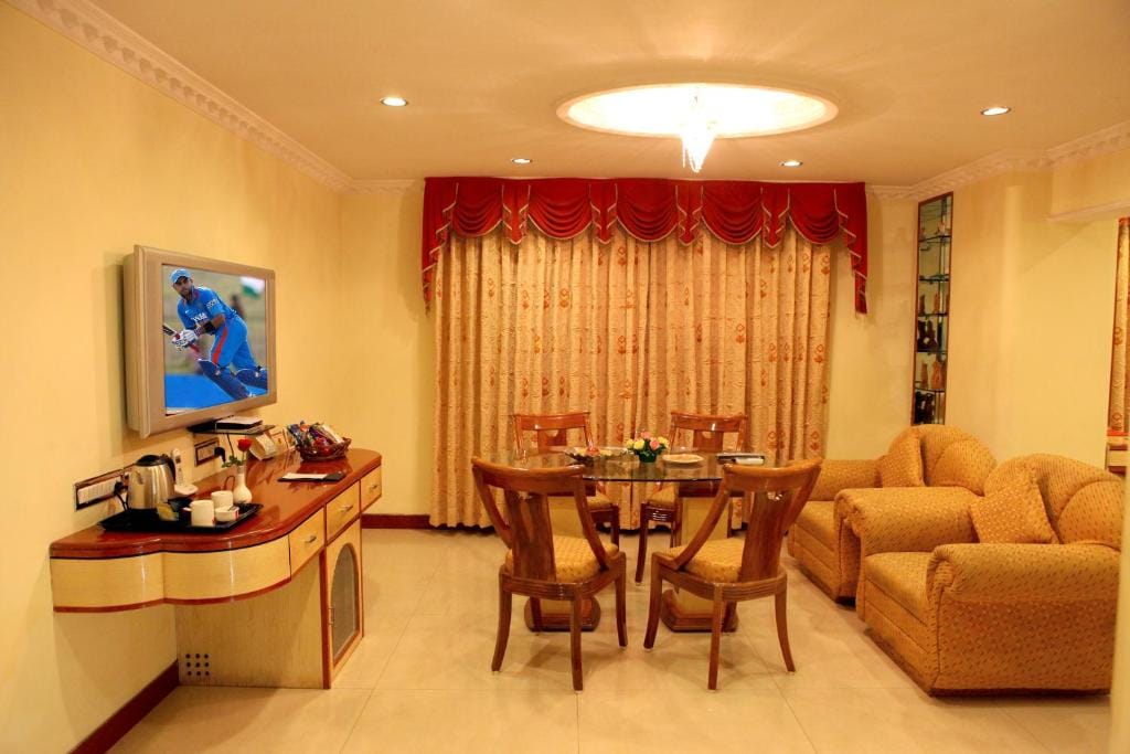 Lords Plaza Surat — 3