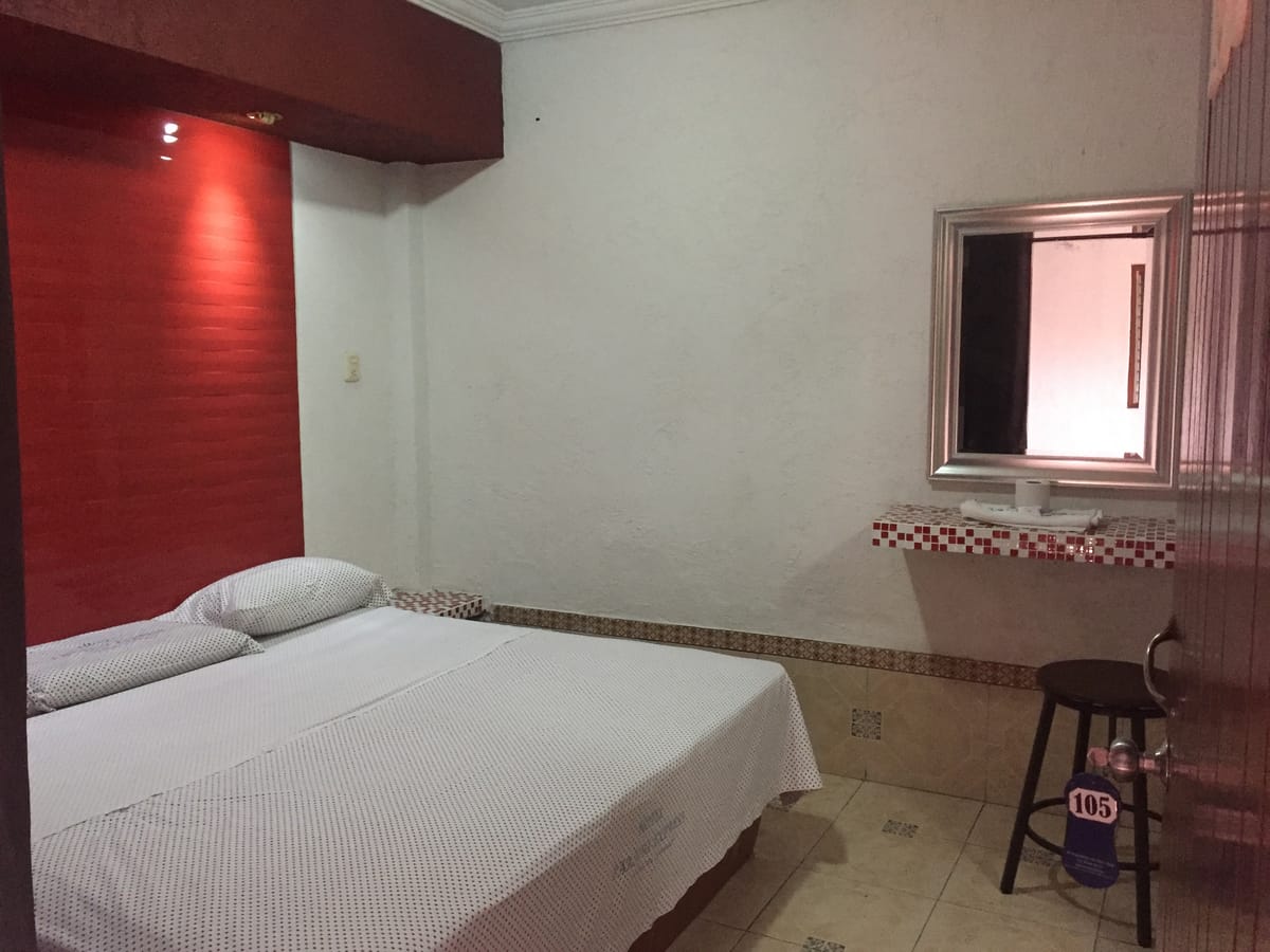 Hotel Paraiso Express