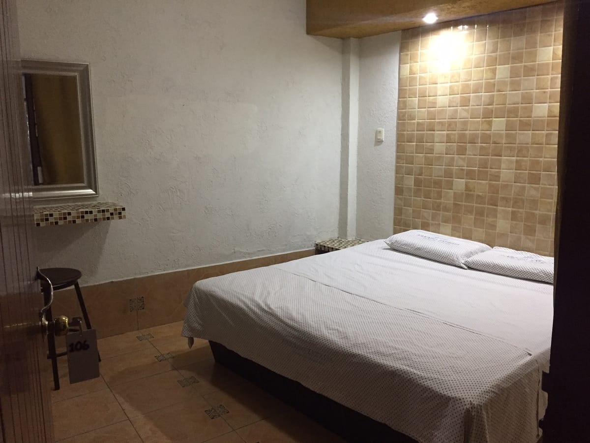 Hotel Paraiso Express — 3