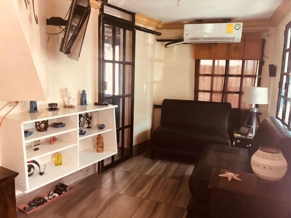 Hotel Ulúa — 4