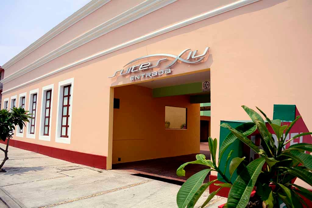 Suites XIU — 4